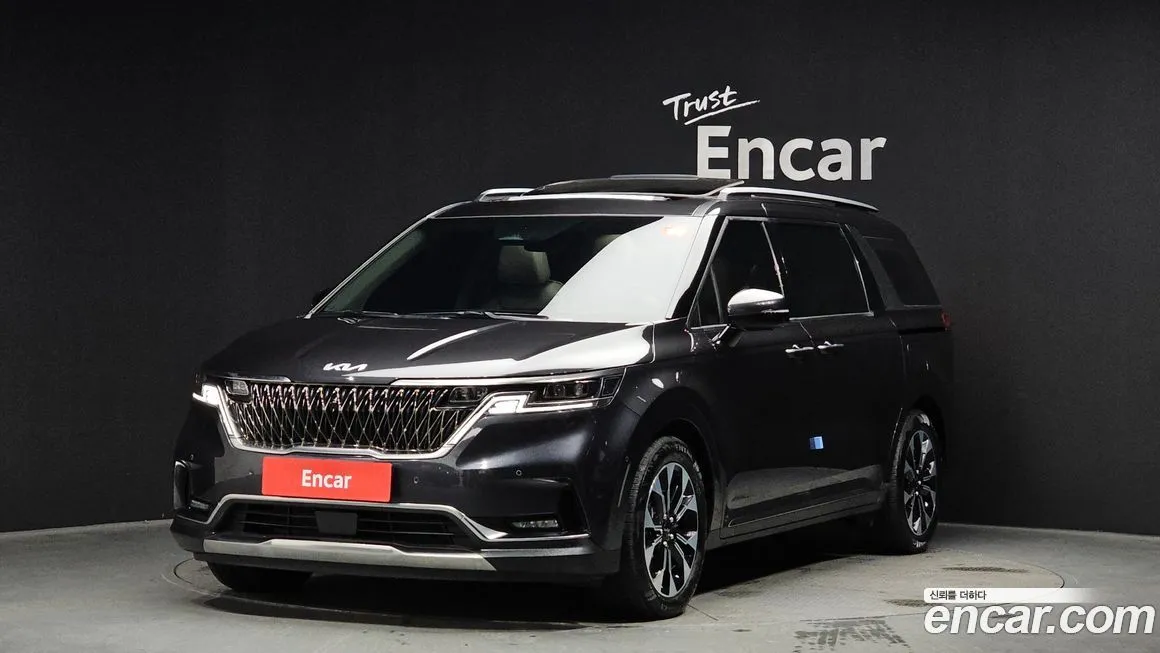 Kia Carnival — фото 1