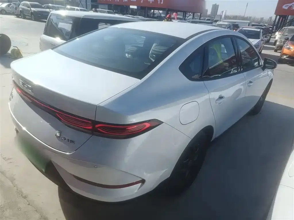 BYD Qin PLUS 2025 из CN, фото 5