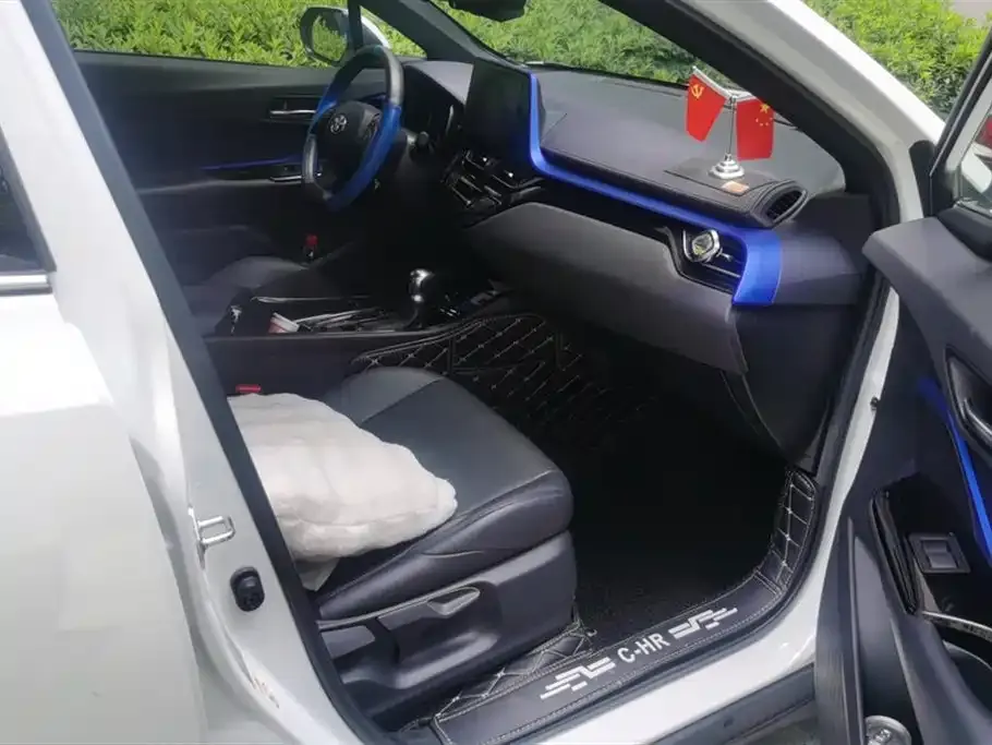 Toyota C-HR 2021 из CN, фото 8
