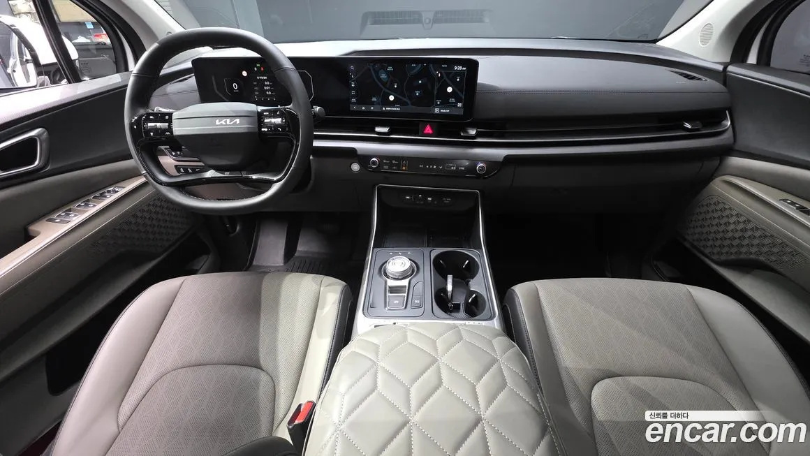 Kia Carnival — фото 10
