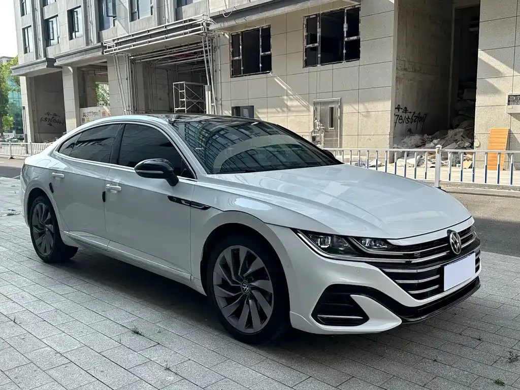 Volkswagen CC 2024 из CN, фото 7