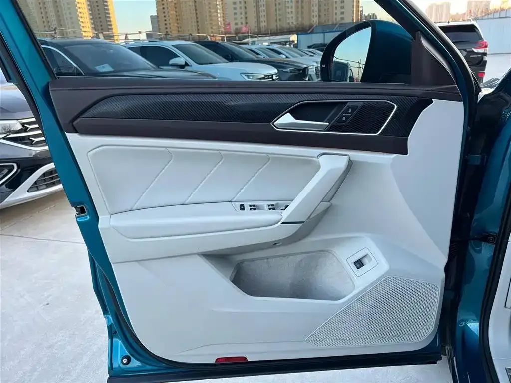 Volkswagen Tayron 2023 из CN, фото 5