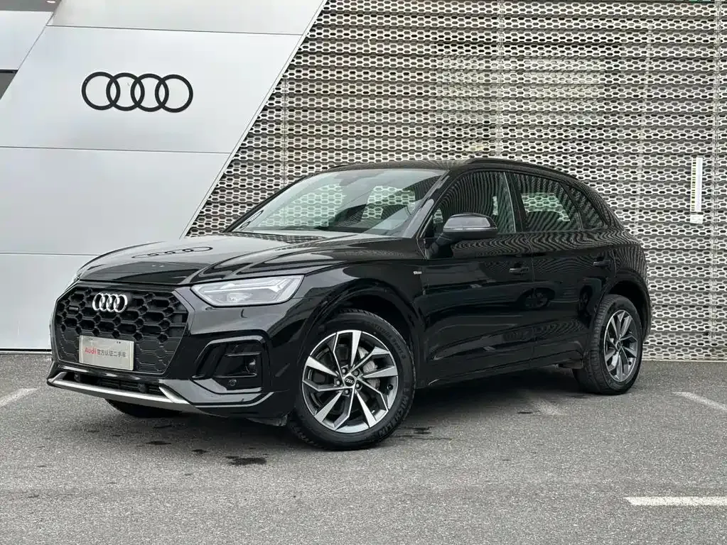Audi Q5L 2023 из CN, фото 1