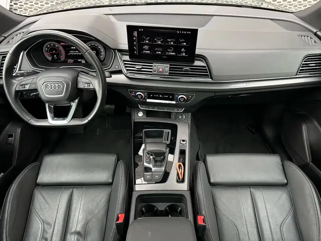 Audi Q5L 2023 из CN, фото 2