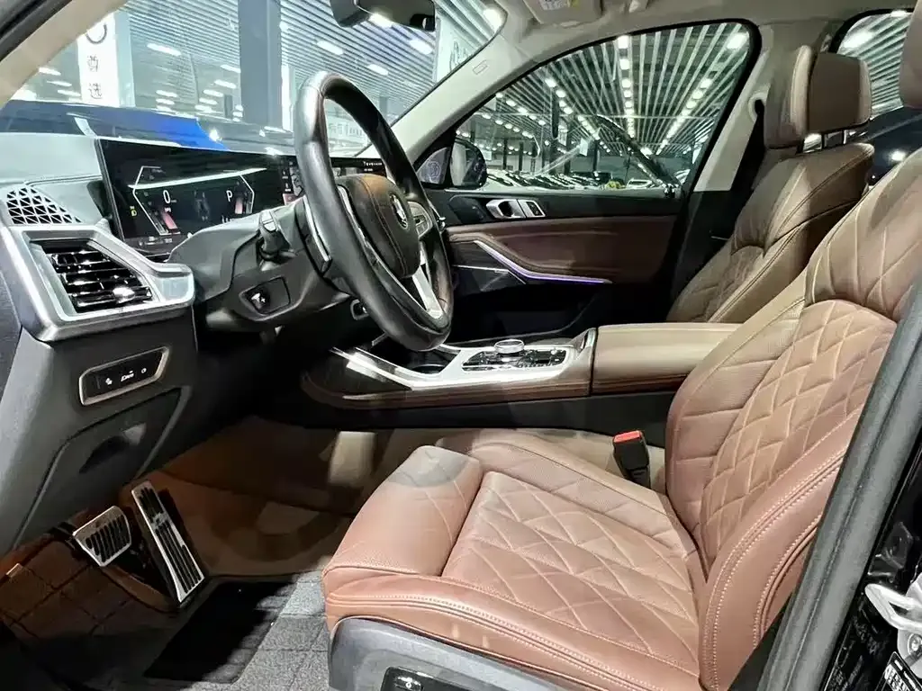 BMW X7 2025 из CN, фото 3