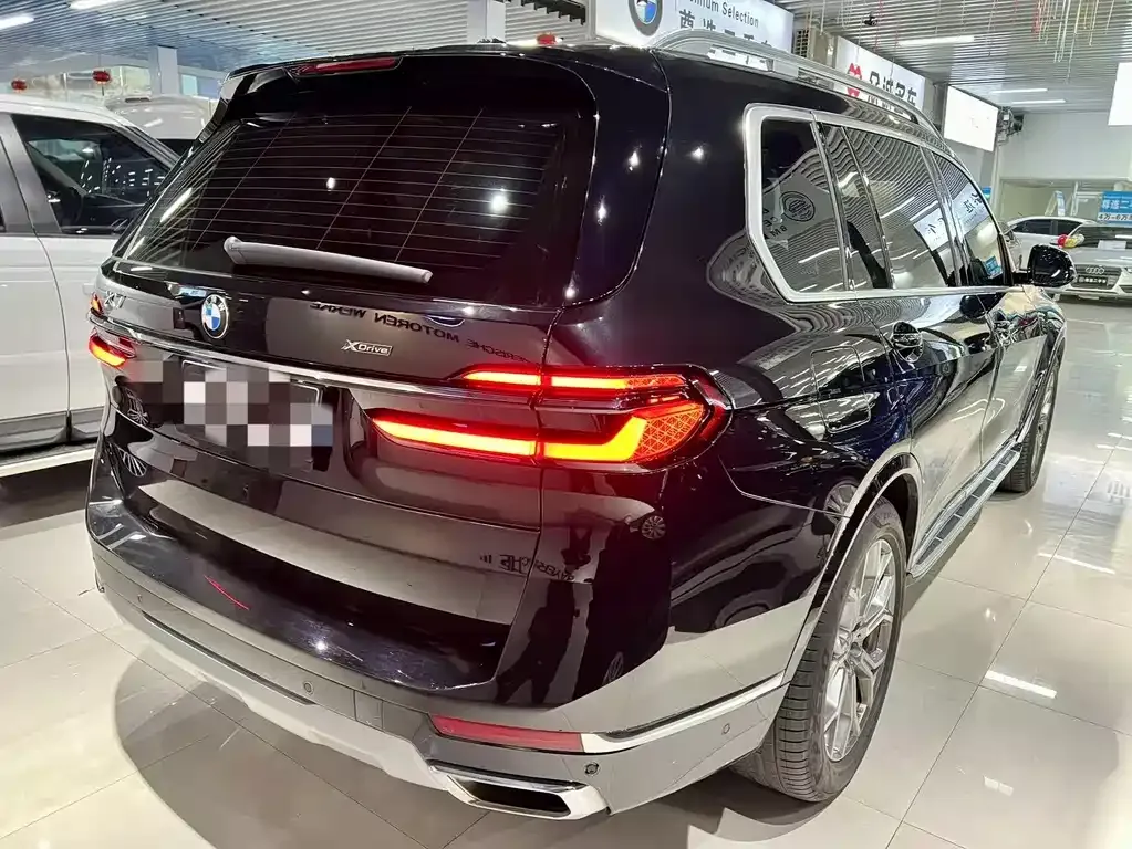 BMW X7 2025 из CN, фото 8