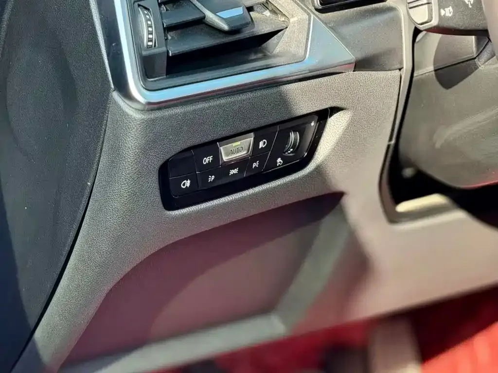 BMW 4 Series 2025 из CN, фото 8