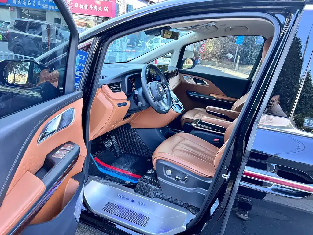 Hongqi HQ9 2023 из CN, фото 8