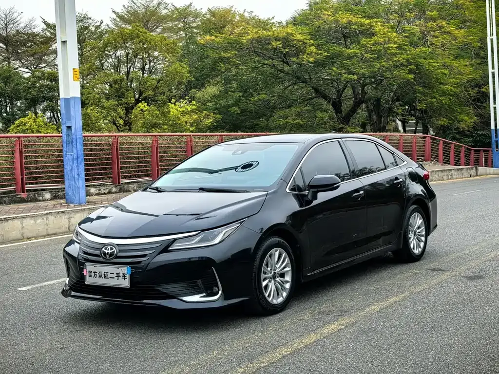 Toyota Allion — фото 1