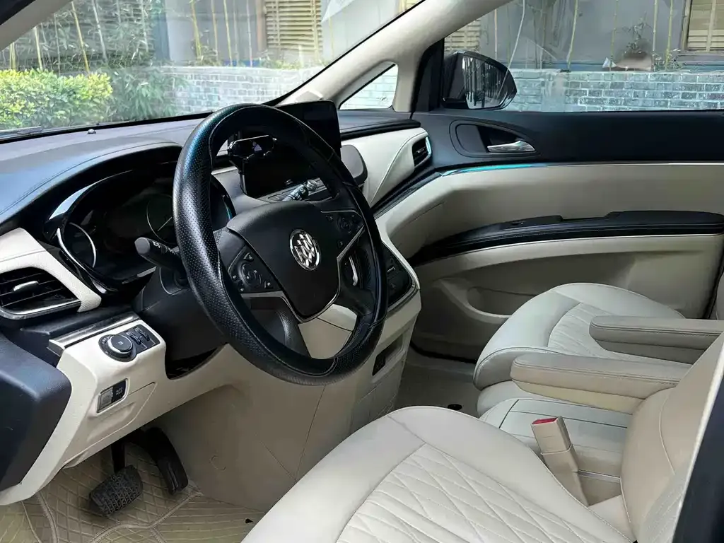 Buick GL8 2025 из CN, фото 9