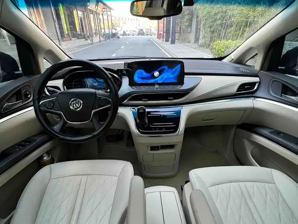 Buick GL8 2025 из CN, фото 3