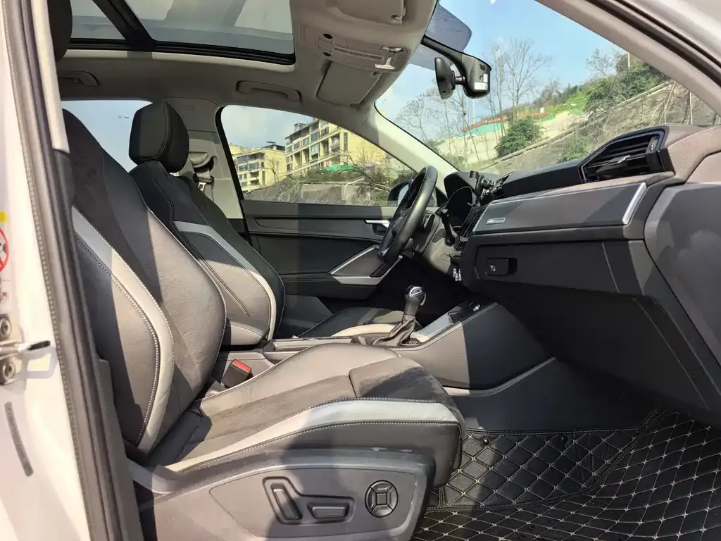 Audi Q3 2021 из CN, фото 8