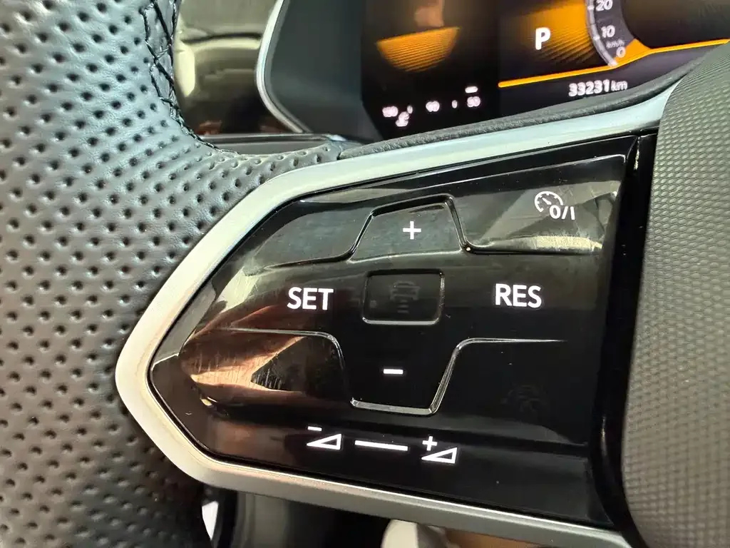Volkswagen Passat 2023 из CN, фото 9