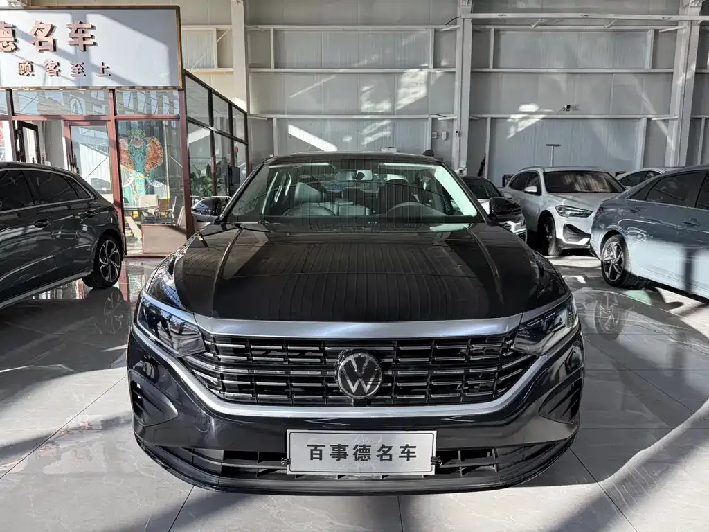 Volkswagen Passat 2023 из CN, фото 7