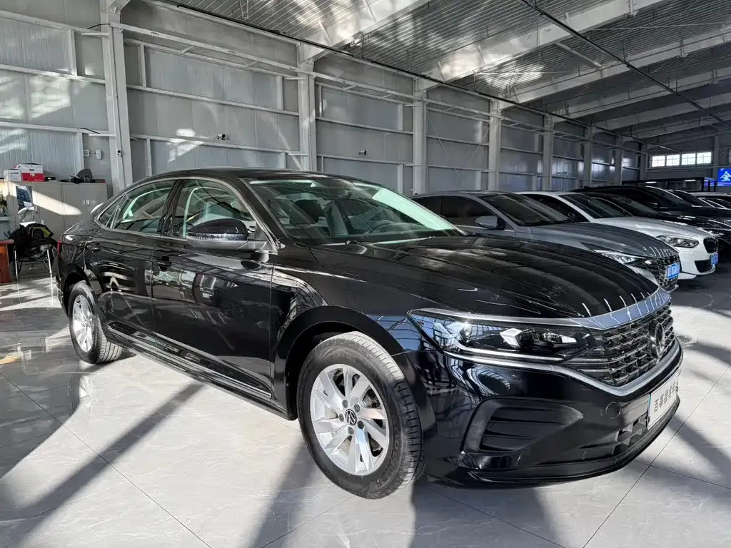 Volkswagen Passat 2023 из CN, фото 5
