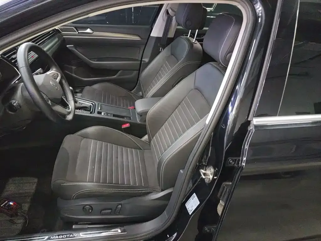 Volkswagen Magotan 2021 из CN, фото 2