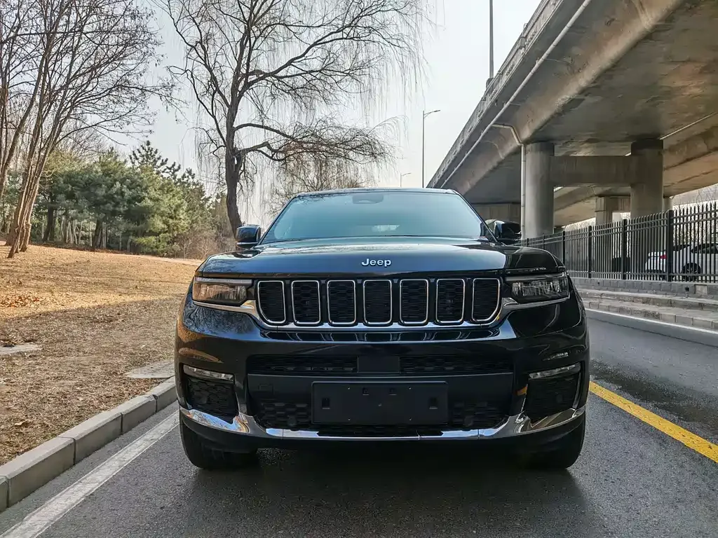 Jeep Grand Cherokee 4xe (Import) 2025 из CN, фото 7