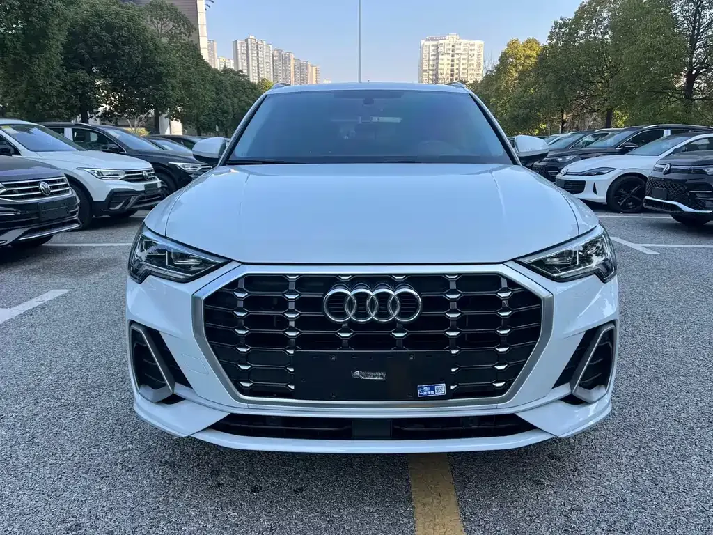 Audi Q3 2022 из CN, фото 9