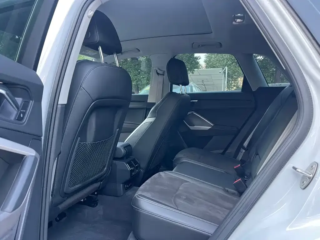 Audi Q3 2022 из CN, фото 4