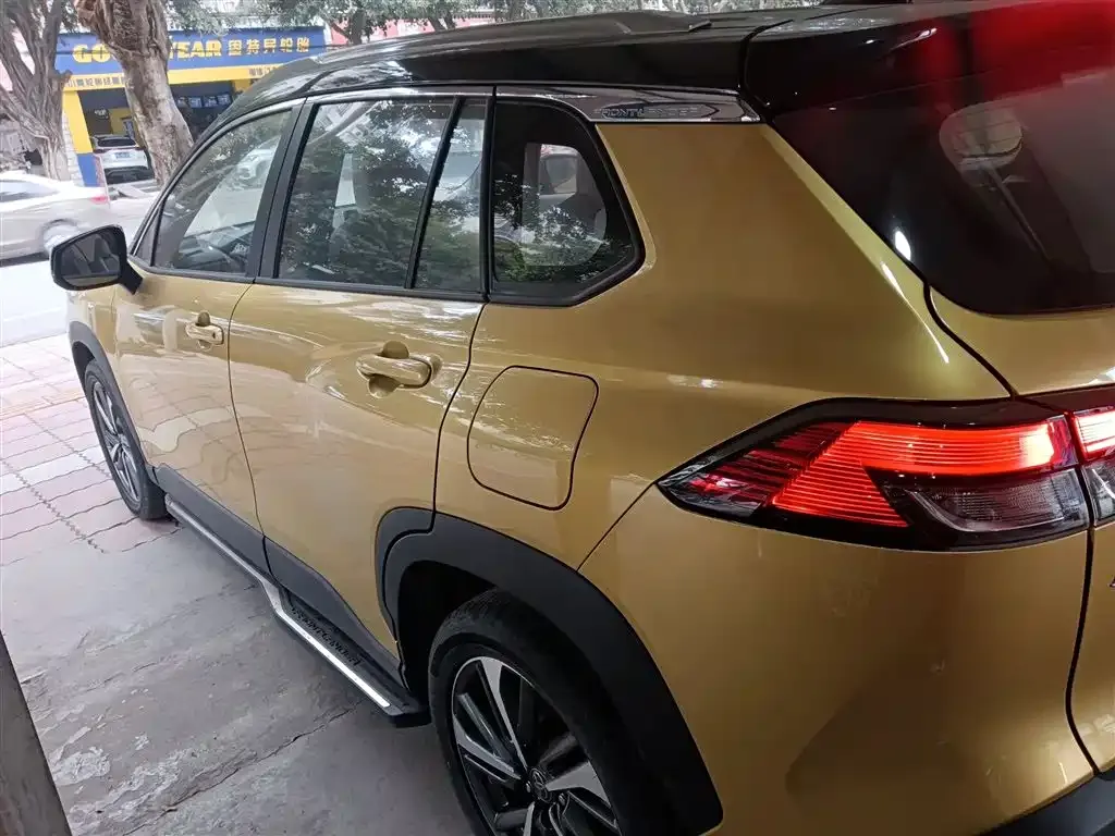 Toyota Frontlander 2022 из CN, фото 10