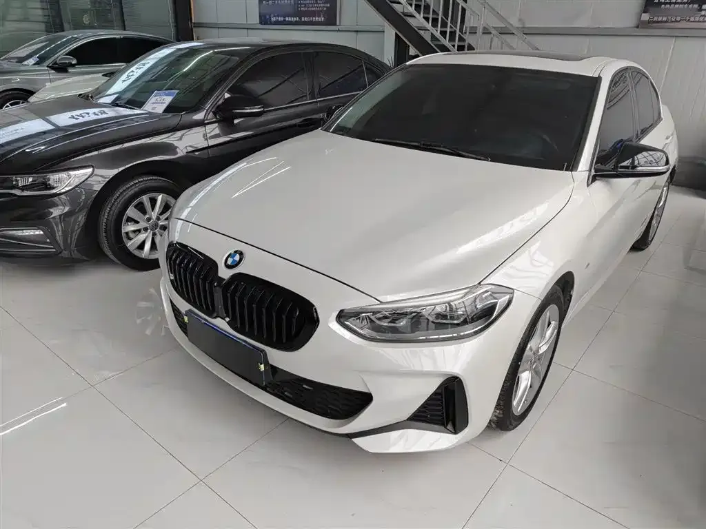 BMW 1 Series 2022 из CN, фото 5