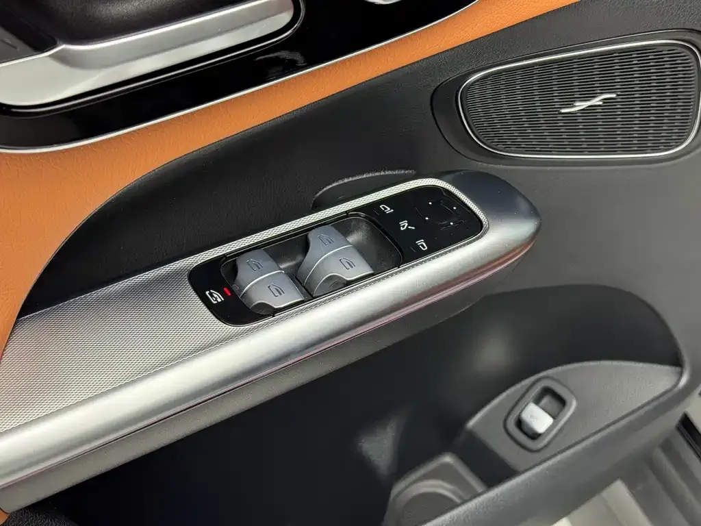 Mercedes-Benz GLC 2023 из CN, фото 6