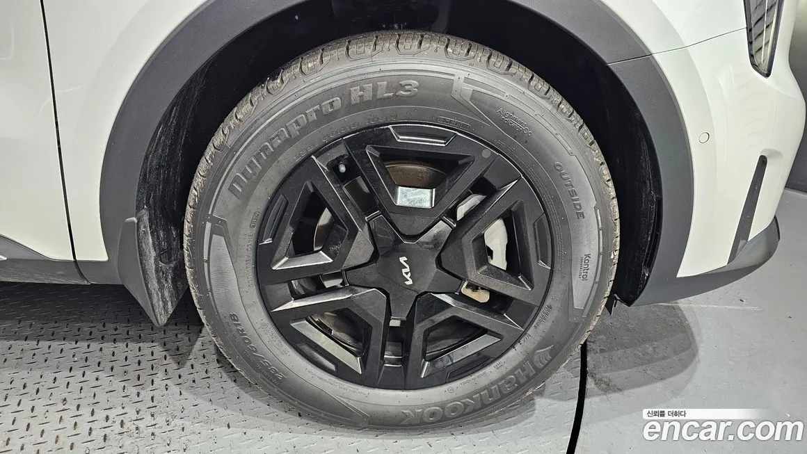 Kia Sorento — фото 10
