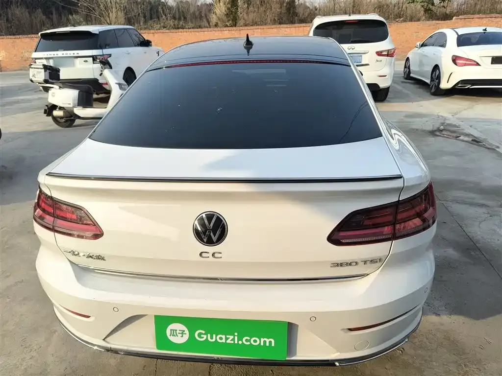 Volkswagen CC 2022 из CN, фото 4