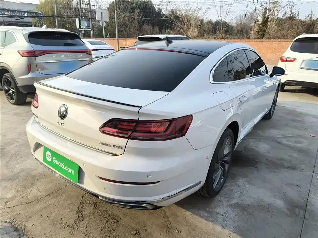 Volkswagen CC 2022 из CN, фото 5