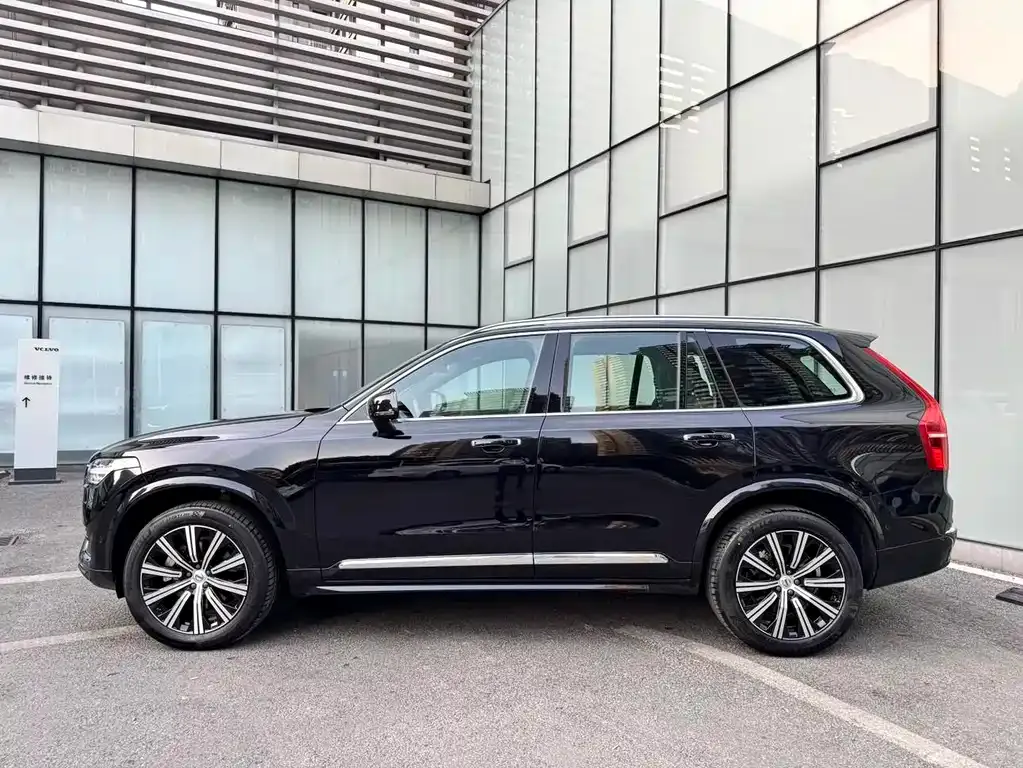 Volvo XC90 2023 из CN, фото 5