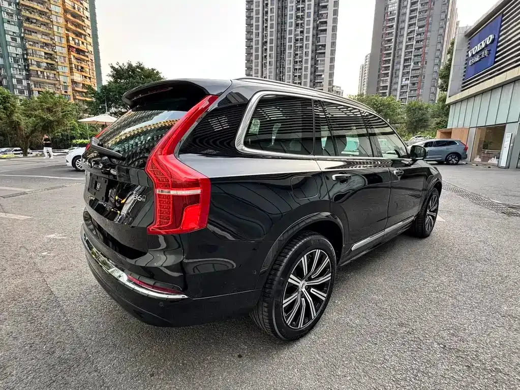 Volvo XC90 2023 из CN, фото 10