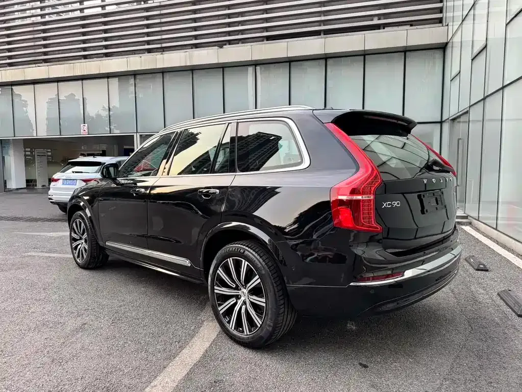 Volvo XC90 2023 из CN, фото 4