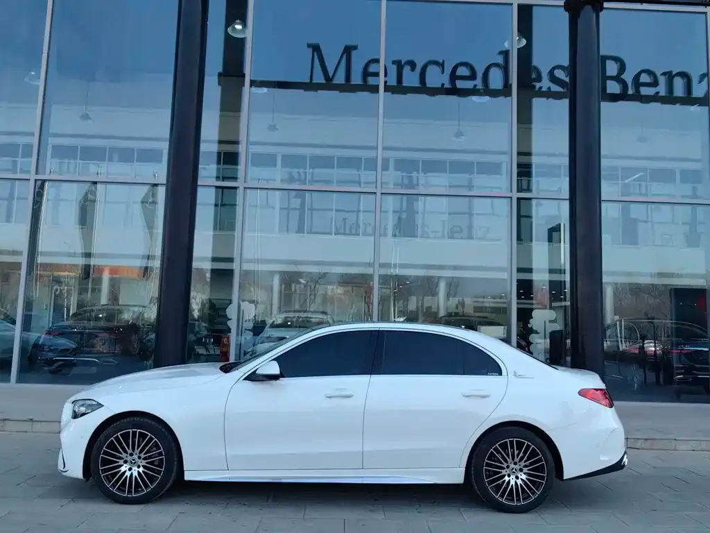Mercedes-Benz C-Class 2023 из CN, фото 3