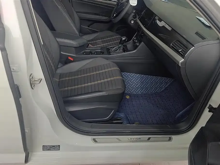 Volkswagen Lavida 2022 из CN, фото 3