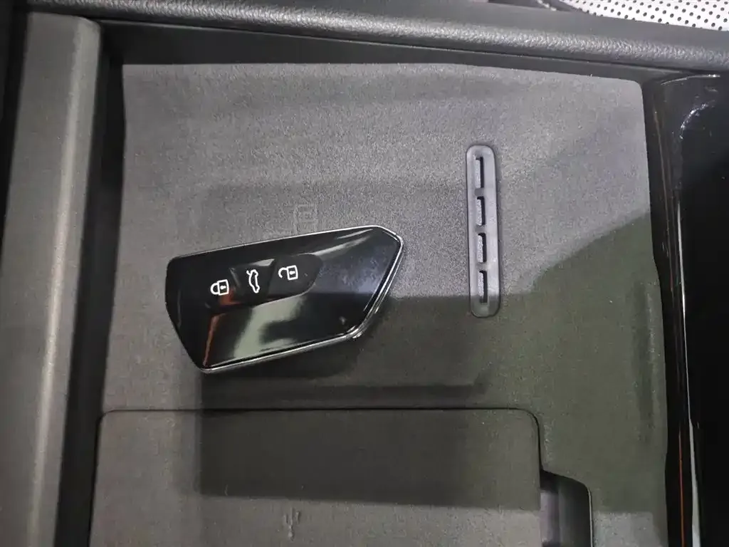Volkswagen Tayron 2025 из CN, фото 4