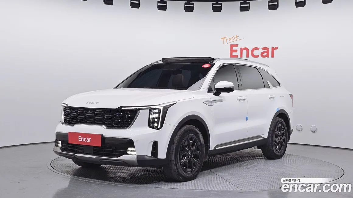Kia Sorento — фото 1