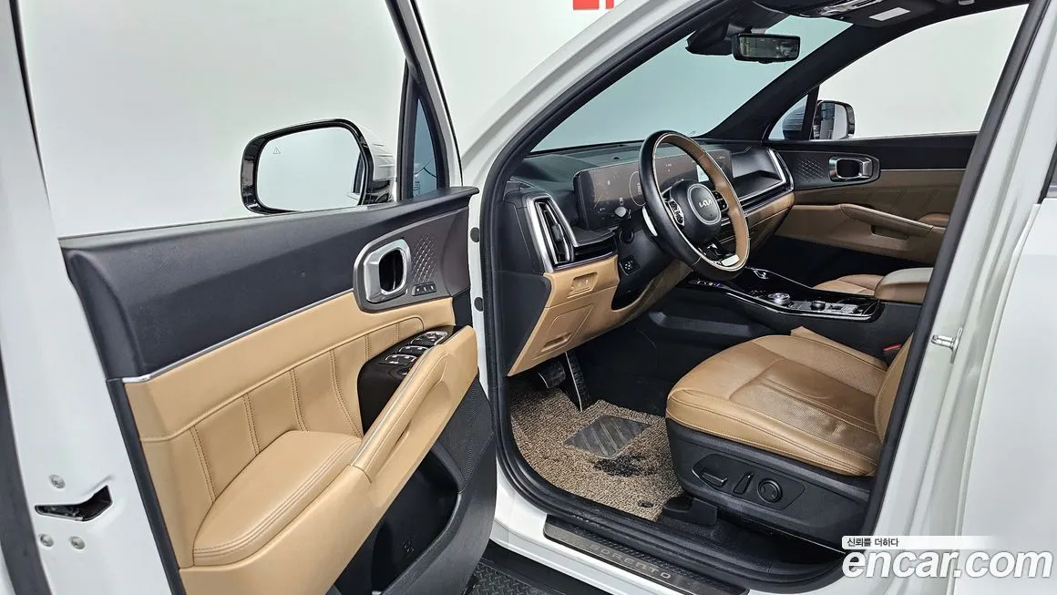 Kia Sorento — фото 9