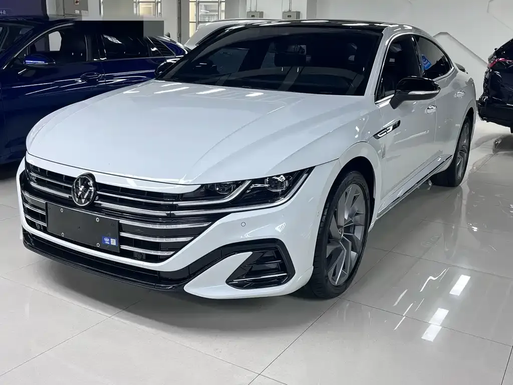 Volkswagen CC — фото 1
