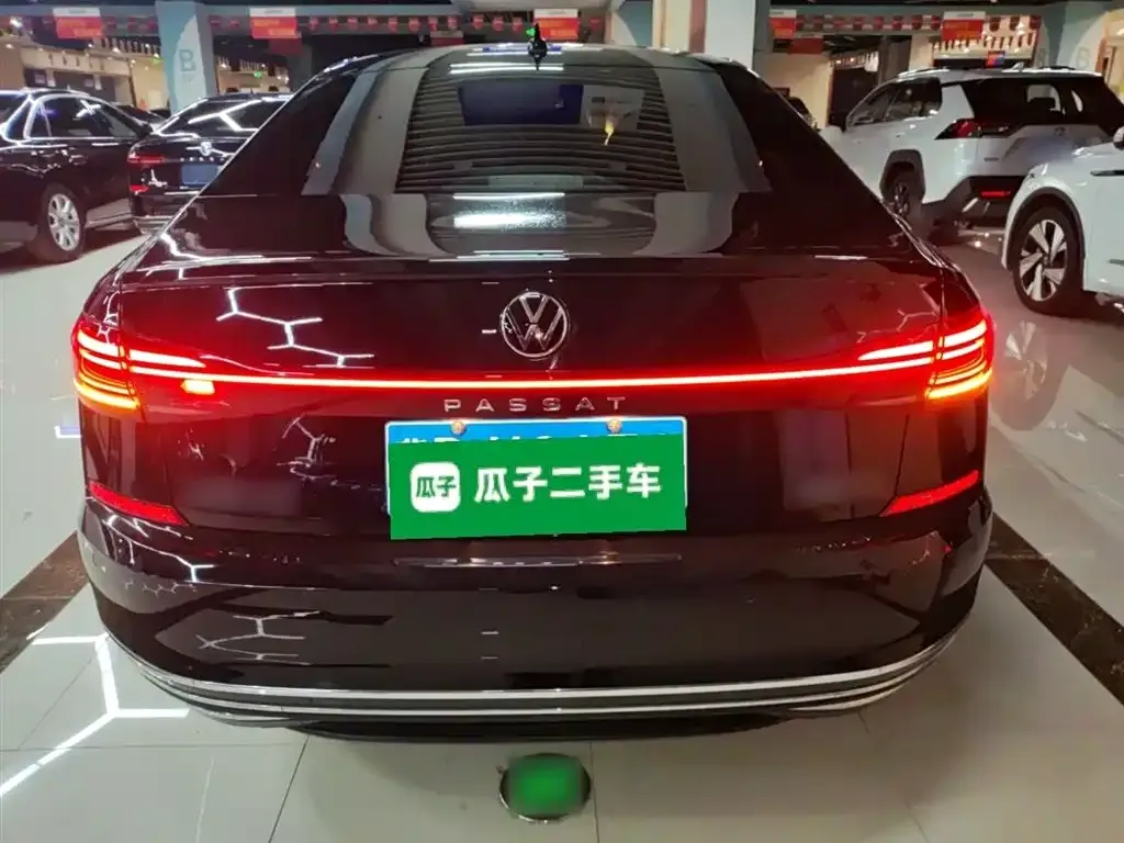 Volkswagen Passat — фото 3