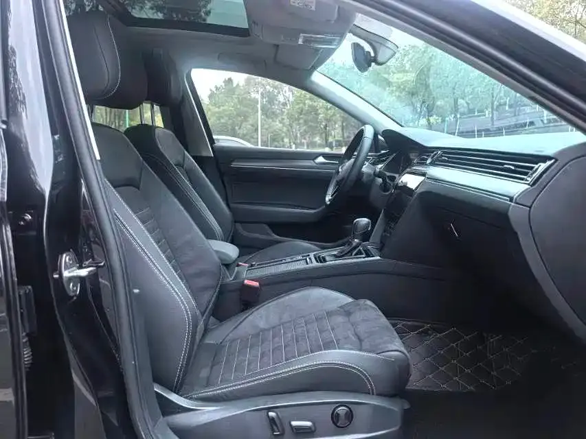 Volkswagen Magotan 2022 из CN, фото 6