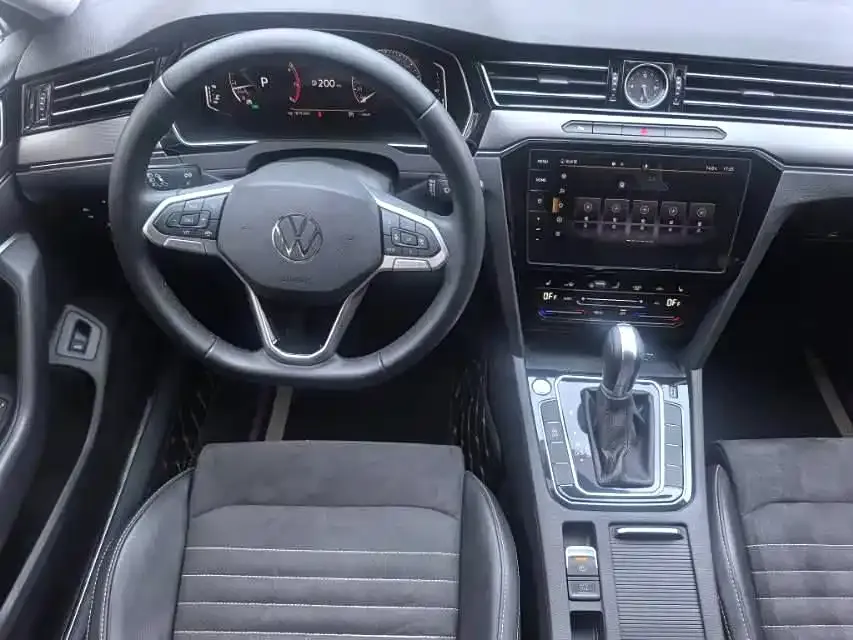 Volkswagen Magotan 2022 из CN, фото 2