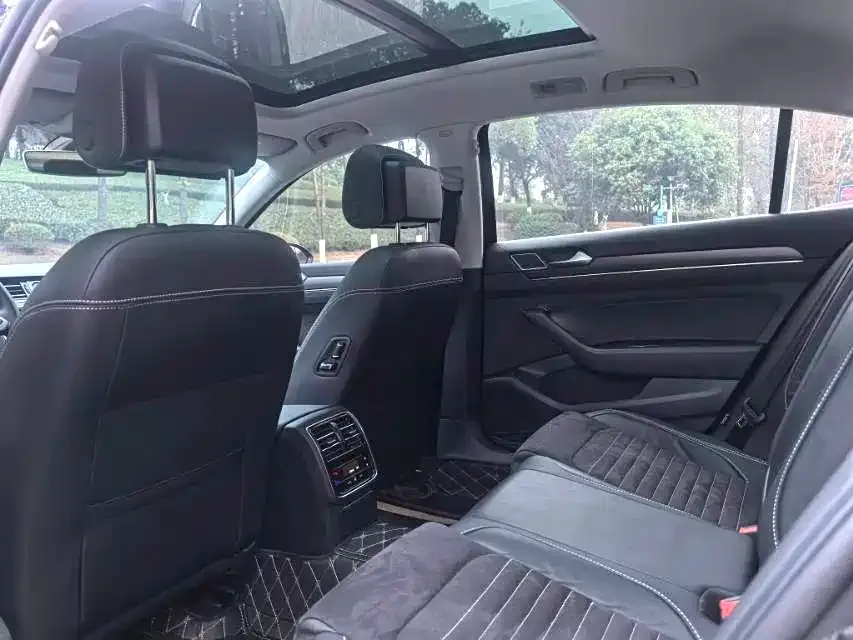 Volkswagen Magotan 2022 из CN, фото 8