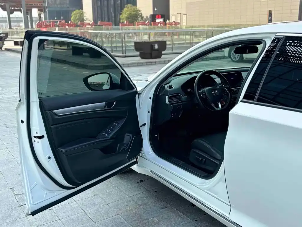 Honda Accord 2021 из CN, фото 6