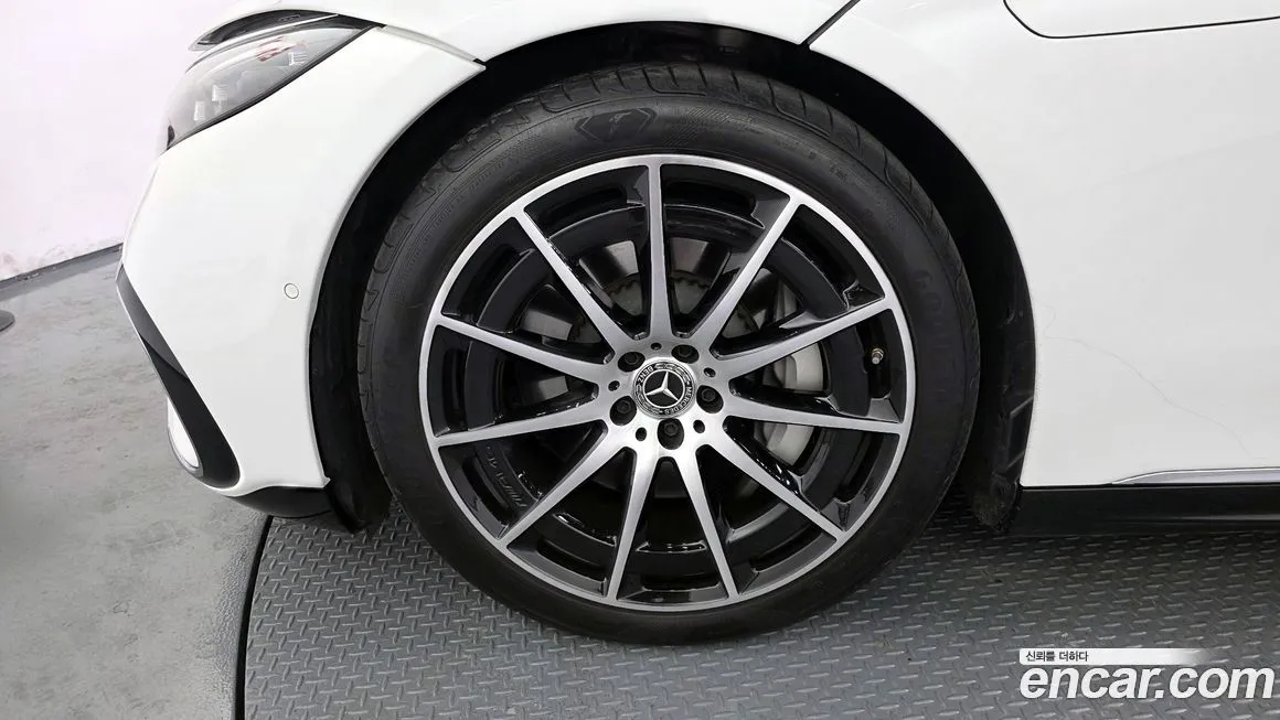 Mercedes-Benz EQS — фото 10