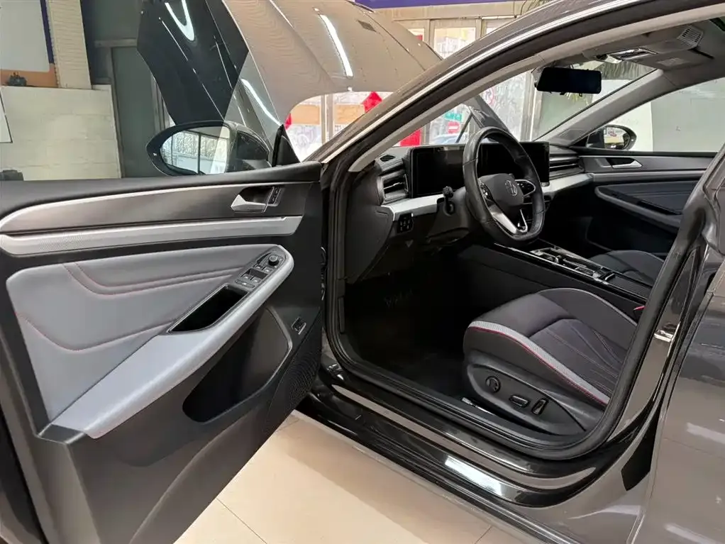 Volkswagen Lamando 2022 из CN, фото 10
