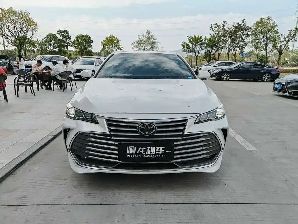Toyota Avalon 2021 из CN, фото 9