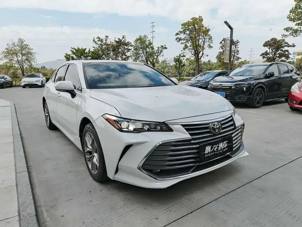Toyota Avalon 2021 из CN, фото 3