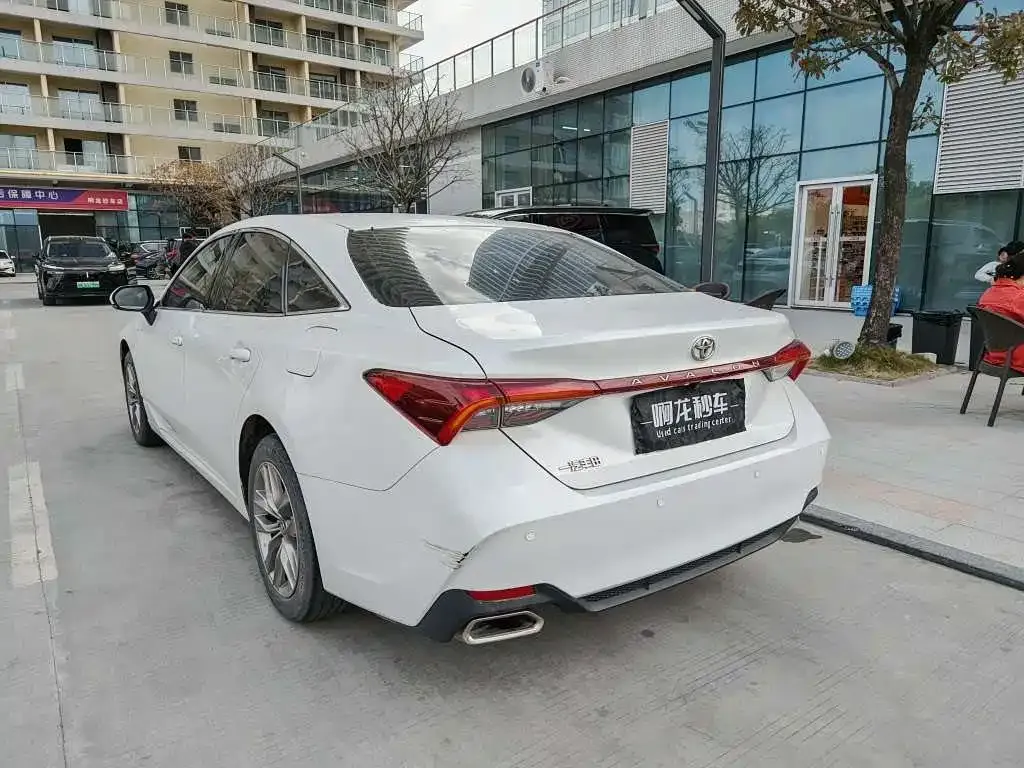 Toyota Avalon 2021 из CN, фото 2
