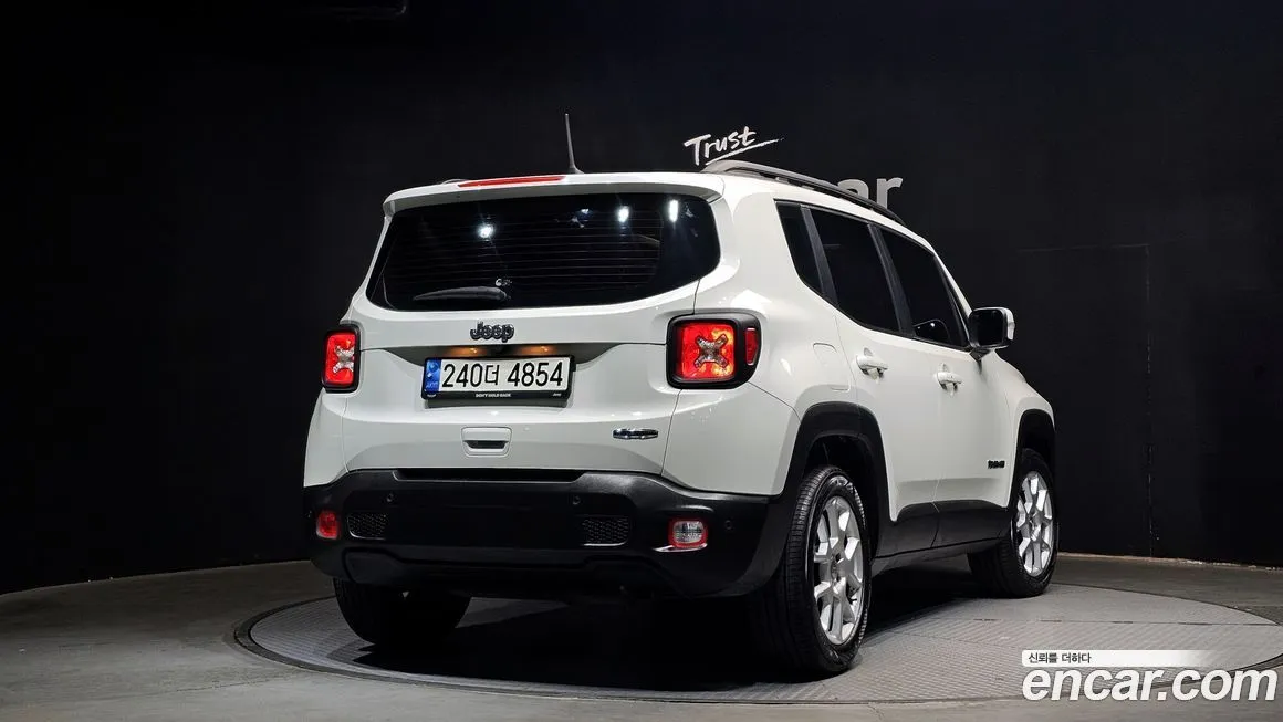 Jeep Renegade 2021 из KR, фото 2