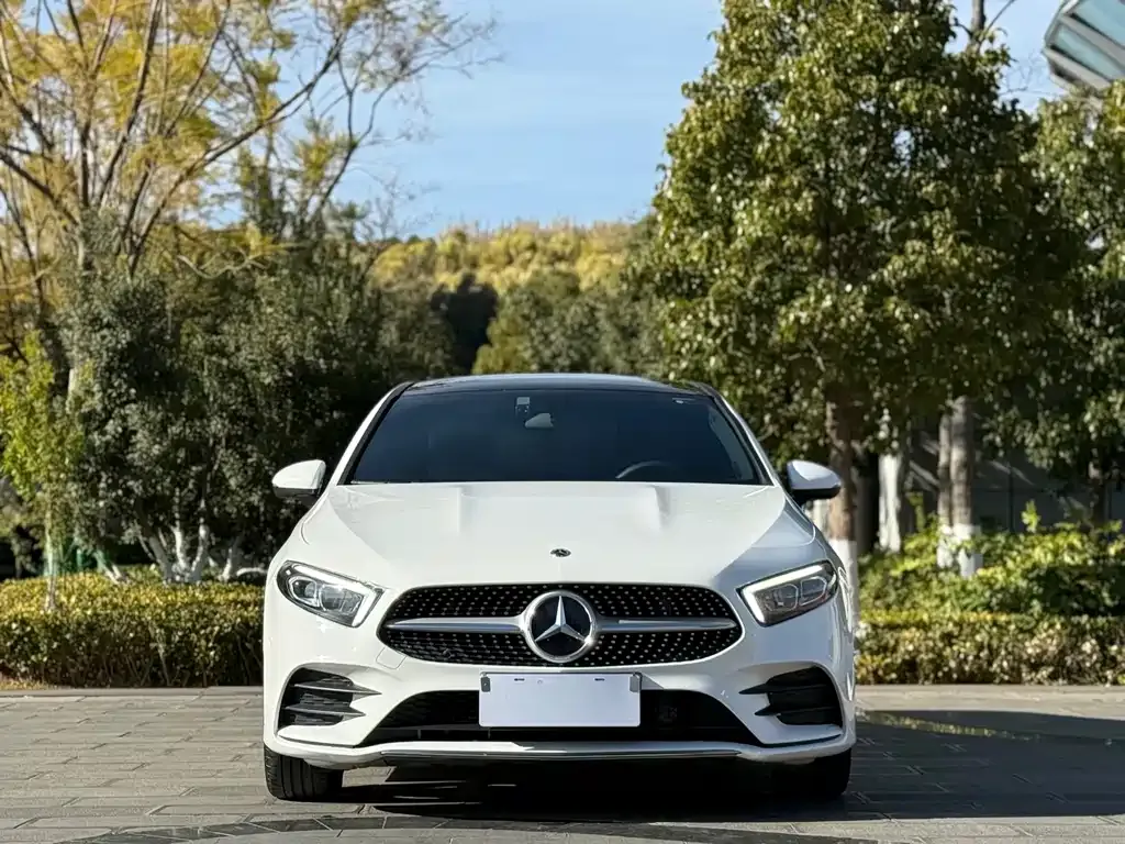 Mercedes-Benz A-Class 2023 из CN, фото 6
